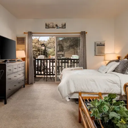 Park City Studio close to biking and hiking trails