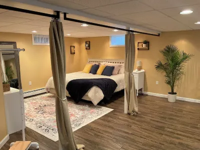 Beautiful, single story ranch. Next to city park with ocean view! Hotels near Old Port