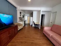 Spacious & modern 1 bedroom apartment by the bullring