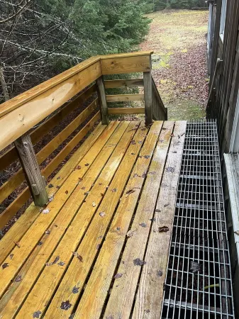 Tranquil cabin in the woods with heated garage.