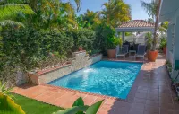 Caribbean Oasis - Spacious Beach Front Villa - Beach