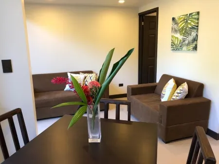 Beachside 1 Bd / 1 Ba Container Home in Paradise