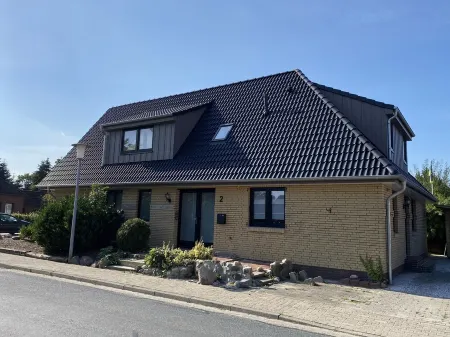 Freshly renovated and quiet vacation apartment on the ground floor in Burhave