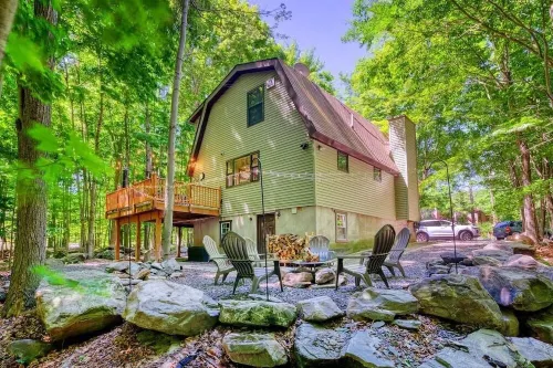 Family Fun in The Poconos at The Rosewood Hideout