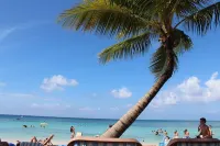Spectacular Luxury Vacations at Infinity Bay