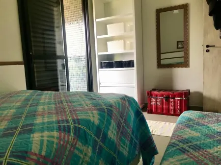 Riviera de São Lourenço - Module VI, 250m from the beach. Отели рядом с достопримечательностью «Praia Bertioga»