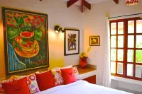 2 Minute Walk to Beach - Private Pool, Patio & Garden Hidden Gem Charming Home