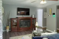 Cozy Cottage Just 5min→Historic Route 66