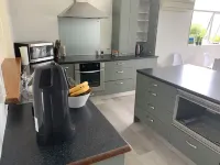 Surfs Reach - a stunning beachfront retreat Hotels in Ohope