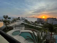 Million dollar view! Luxury 1Bdr