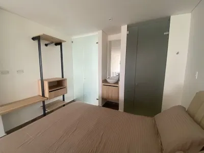 Moderno dúplex tipo loft 1BR Hoteller i La Matuna