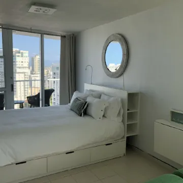 Chic Bright Beautiful Studio with Ocean View CONDADO and parking