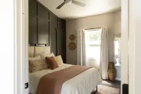 Inviting Sister Bay retreat Hotels in Liberty Grove