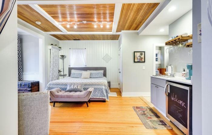 Historic Bemus Point Studio w/ Porch: Walk to Lake