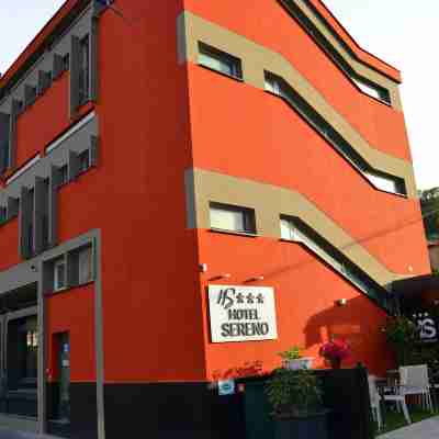 Hotel Sereno Hotel Exterior