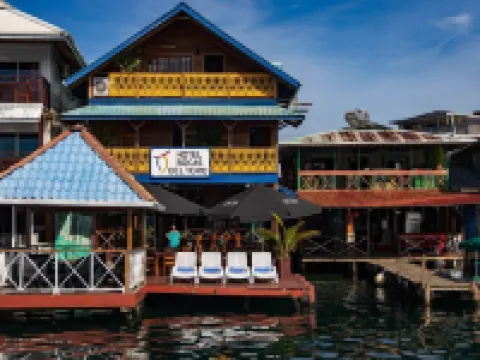 Hotel Bocas del Toro โรงแรมในโบกาสเดลโตโร