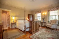 Clark Currier Inn Hotels in Newburyport