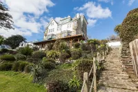 The Tower, 5 Corisande Manor Hotel a Crantock