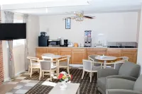 Grandview Plaza Inn - Pet friendly