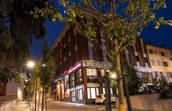 阿索託麗亞酒店