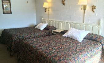 Holiday Lodge