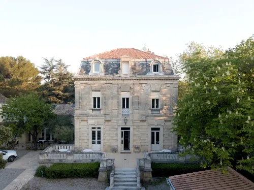 Logis Hôtel - Restaurant Résidence les Cèdres - Pool