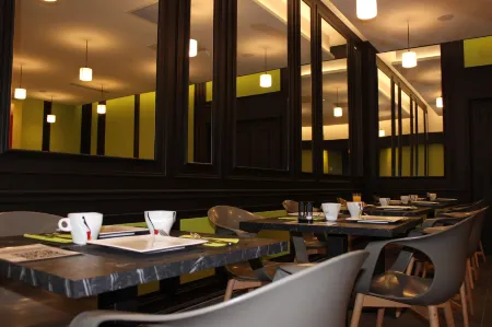 Logis Hôtel Borel Отели рядом с достопримечательностью «Парк Мало»