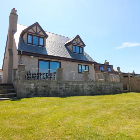Shoreline House