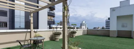 Bela Vista Flat Отели рядом с достопримечательностью «Public Library»