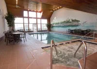 Westwood Shores Waterfront Resort - Beach