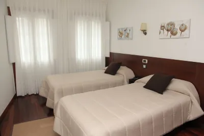 Hotel Restaurante Rúas Hotels near Gandara