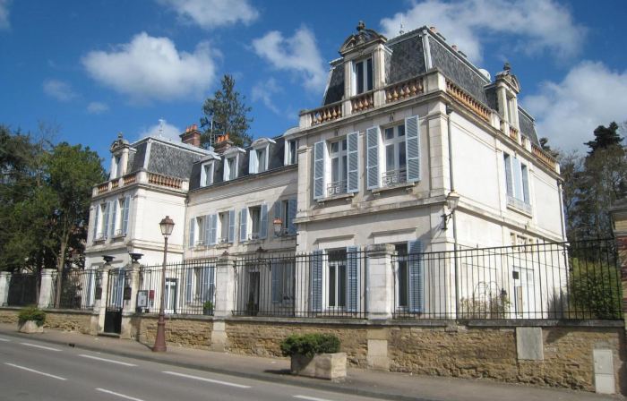 Hôtel les Maréchaux