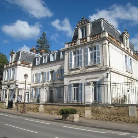 Hôtel les Maréchaux