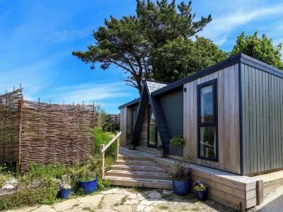 The Cabin Các khách sạn gần Swanage Pier