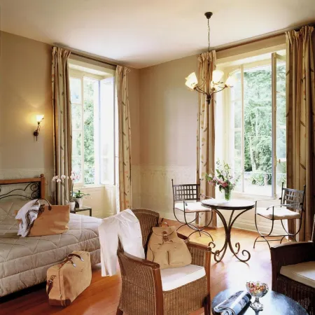 Logis le Parc Hotel & Spa