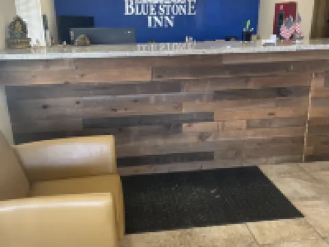 Blue Stone Inn Hotels in Fayette County