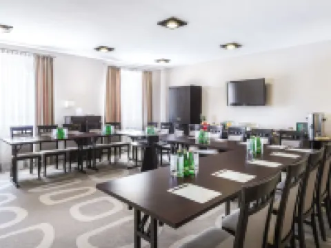 Picaro Żarska Wieś Północ 酒店 茲戈熱萊茨縣酒店