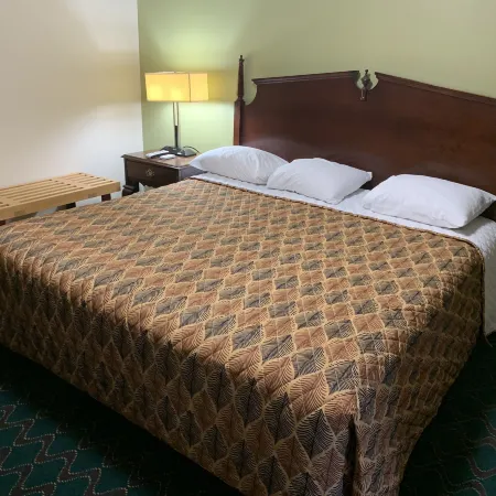 Bing's Motel