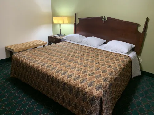 Bing's Motel