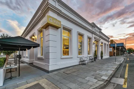 Aloha Central Platinum Apartments Отели рядом с достопримечательностью «Кейв Гарден»