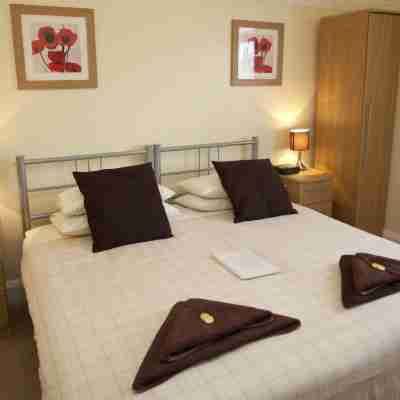 Cranston House Rooms