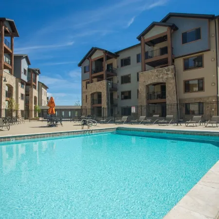 Amazing Mountain Views and Full Kitchen Save 20% on 7 Nights!