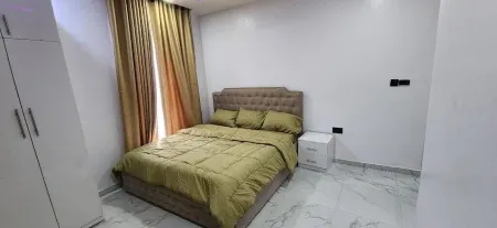 Primrose by Seaside/ Ocean view at Elegushi Beach Отели рядом с достопримечательностью «Nike Art Gallery Lekki Phase I Lagos»