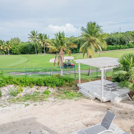 Villas with Private Pool 5 Min to Grace Bay Beach