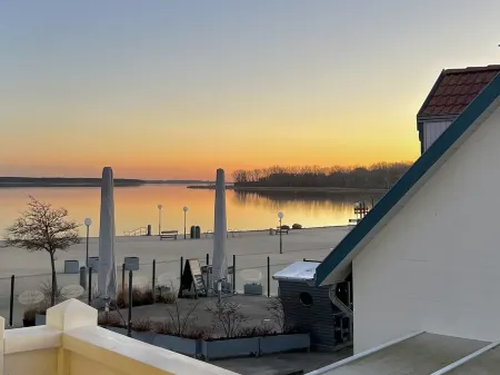 Exclusive beach apartment with sauna