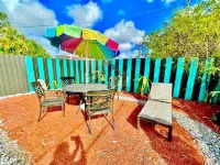 Work & Family Retreat: 4BR w/ Heated Pool, Fast Wi-Fi, Near Airport, Hard Rock