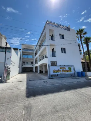 CUATRO PALMAS HOTEL Hoteles en 