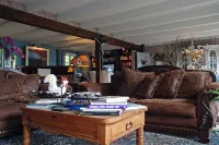 Le Petit Clocher Gîte Touristique B&B Hôtels à : Sainte-Adèle