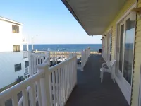 Breakers by the Sea - con vistas al mar