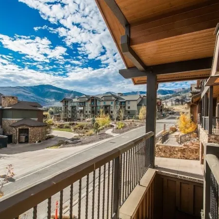 Park City Townhouse w/ Luxurious Amenities!